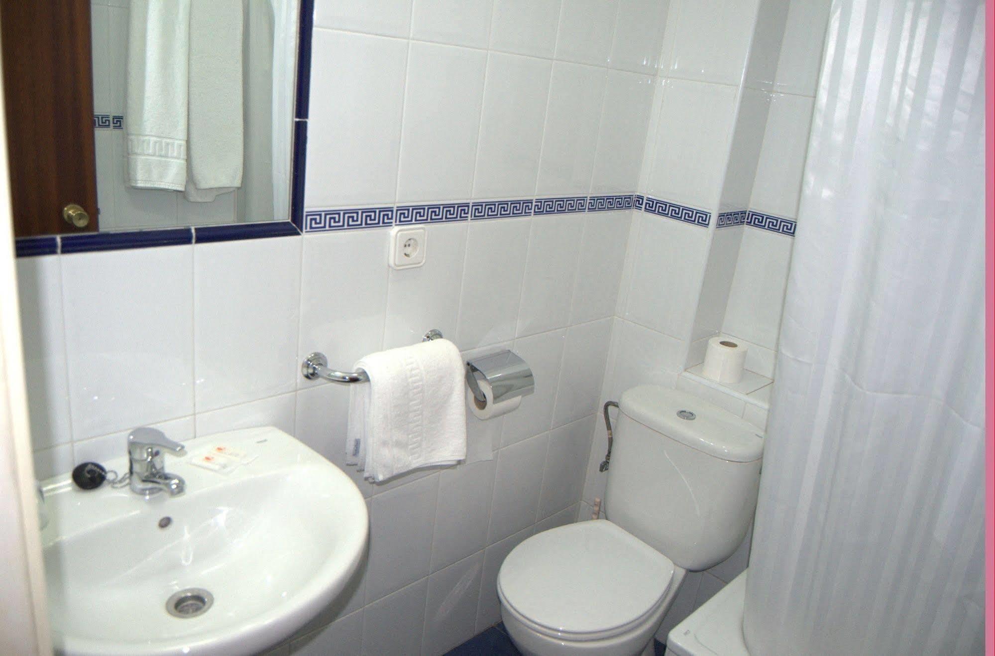 Hostal Liebana Santander Exterior foto